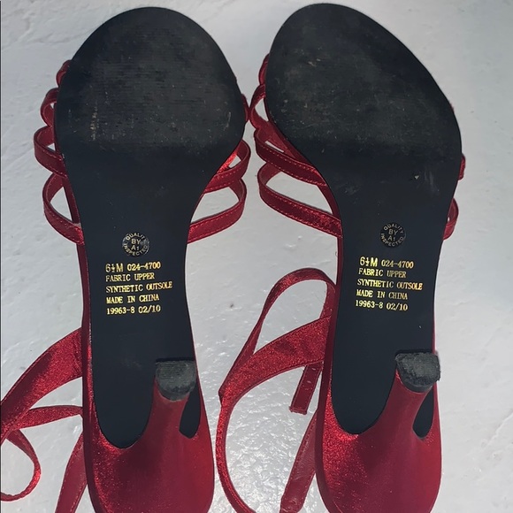 Red Strappy Sandals 👠😍♥️ - Picture 4 of 7